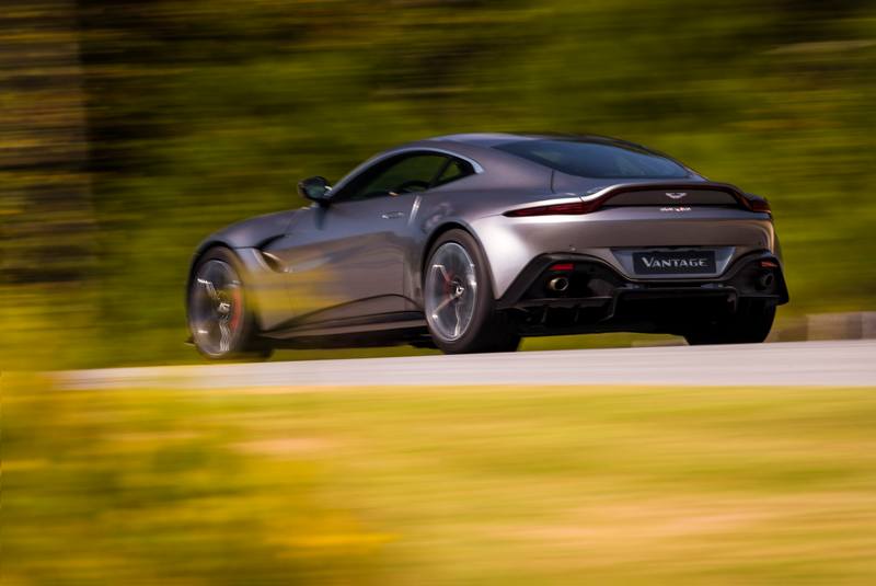 Illustration for article titled The 2019 Aston Martin Vantage Doesn't Settle For Anything